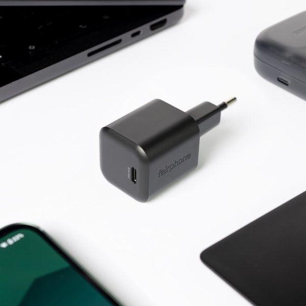 Fairphone : des câbles et adaptateurs plus verts et plus costauds