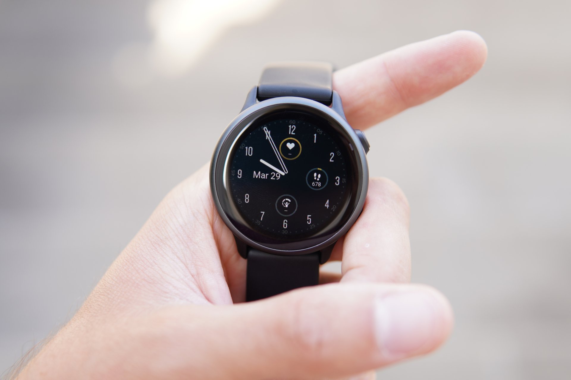Test Garmin Vivoactive 6 : plus fine et sportive, mais pas encore assez complète