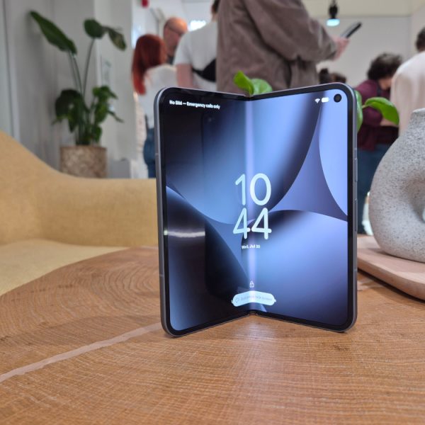 Le Pixel 10 Pro Fold de Google est officiel, son prix est bien plus accessible que le Galaxy Z Fold 7