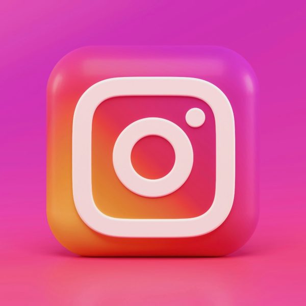 Instagram copie TikTok et Snapchat avec deux nouvelles fonctions majeures