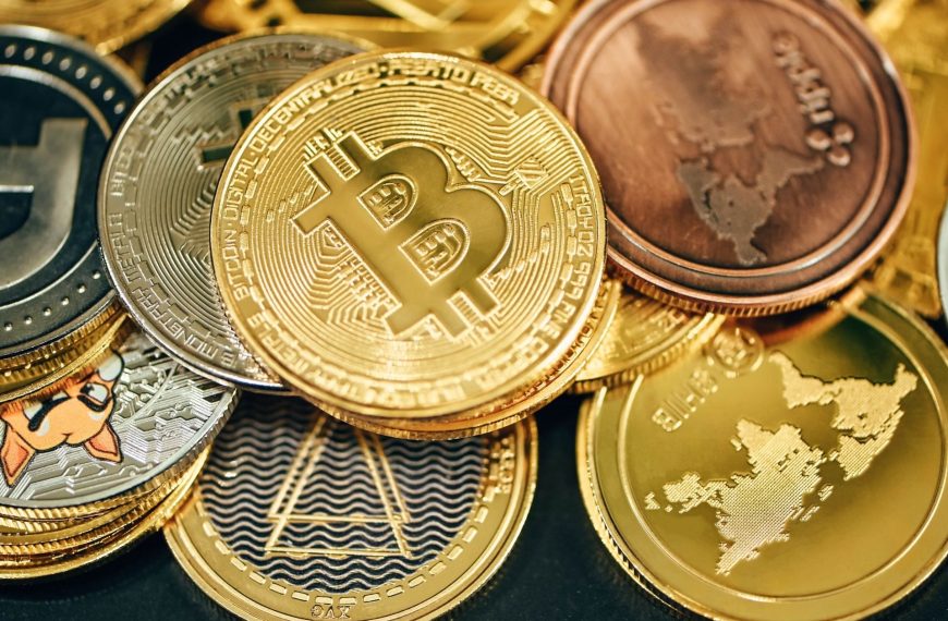 Cyberattaques russes : les États-Unis contre-attaquent et saisissent 1 million de dollars en Bitcoin