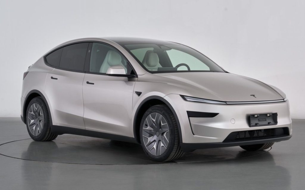 Tesla va présenter une nouvelle voiture demain, qu’est-ce que ça peut bien être ?