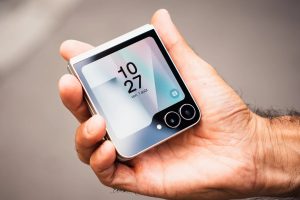 Test du Samsung Galaxy Z Flip 7 FE : le pliant de trop ?