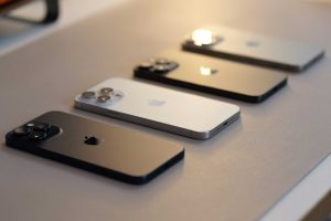 Pour lancer son iPhone pliable, Apple serait prêt à revoir toute sa stratégie