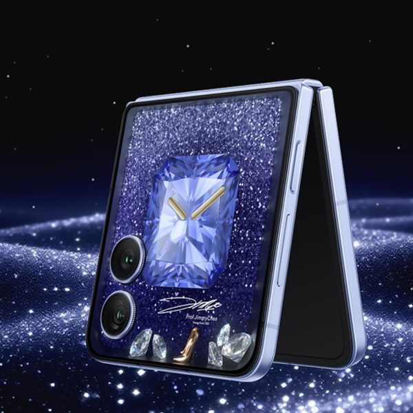Oubliez la sobriété : ce smartphone pliable d’Honor brille de mille feux