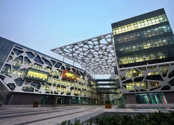Alibaba développe un GPU pour contrer les restrictions américaines à l'exportation