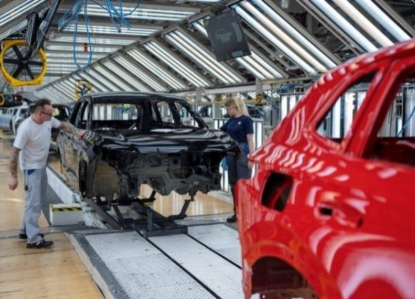 Volkswagen renouvelle sa confiance à AWS pour son cloud industriel