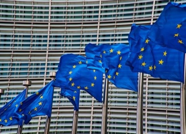 Face aux US, L'Europe doit contribuer plus à l'open source