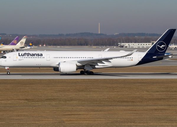 Telex : Qovery lève 13 M€ pour accélérer son développement, Cyberattaque : la bière Asahi ne coule plus au Japon, Lufthansa supprime aussi des emplois pour de l'IA