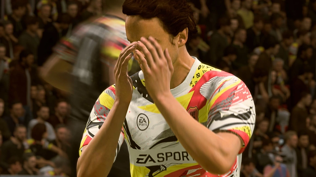 "Ne le télécharge pas !" Il s'est totalement trompé et a acheté EA FC 25 au prix maximal en pensant que c'est le dernier sorti…