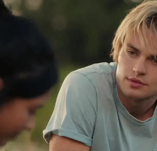 C'est la série phénomène de la rentrée sur Netflix : la saison 2 relève un peu le niveau après des débuts décevants