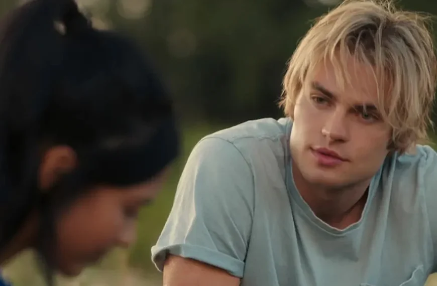 C'est la série phénomène de la rentrée sur Netflix : la saison 2 relève un peu le niveau après des débuts décevants