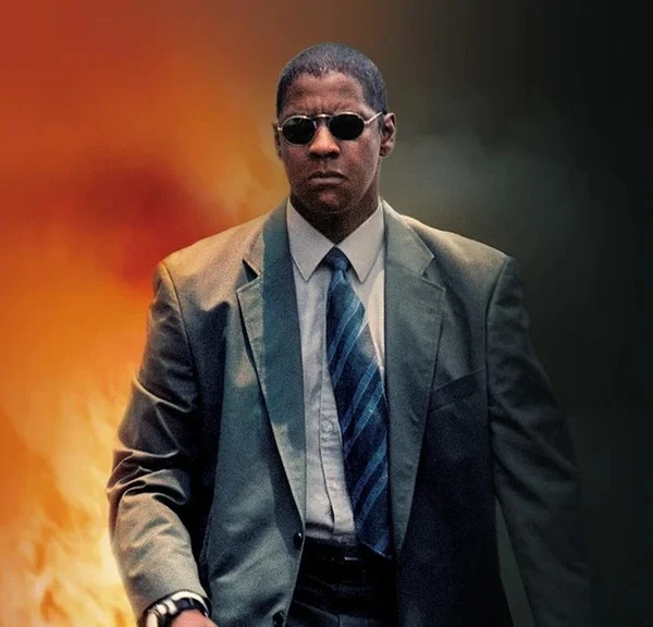 10 ans avant The Equalizer, Denzel Washington a joué dans ce thriller d'action haletant avec Dakota Fanning