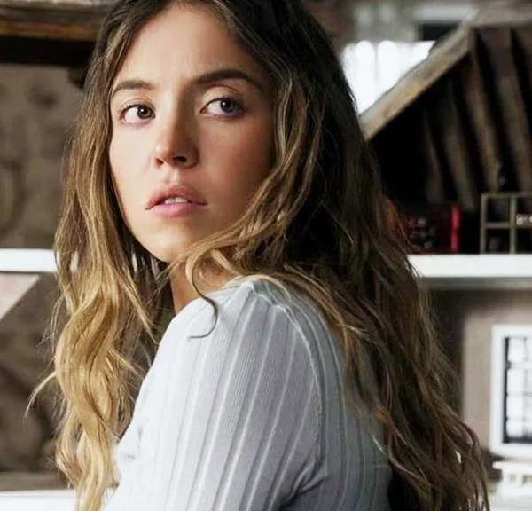 Sydney Sweeney joue dans l'adaptation d'un des plus grands succès littéraires modernes : la première bande-annonce est là