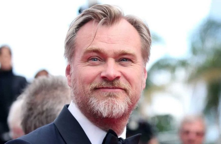 "L'un des plus grands honneurs de ma carrière" Christopher Nolan a un nouveau rôle, et il va avoir du pain sur la planche !
