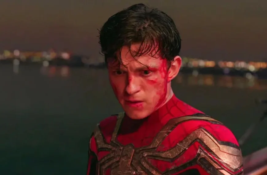 Tom Holland blessé sur le plateau du prochain Spider-Man : l'acteur est hospitalisé, le tournage interrompu