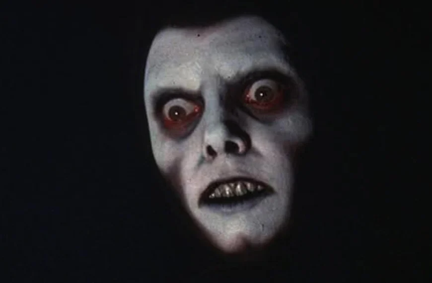 C'est LE visage de l'horreur ! Elle a tourné dans l'un des films les plus effrayants de l'histoire, mais elle n'a même pas été créditée