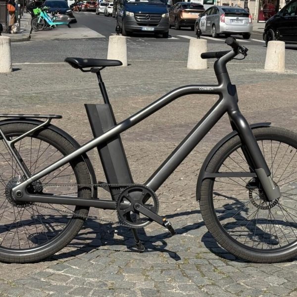 Un repreneur pour les vélos électriques Cowboy et Angell, qui vont reprendre la route