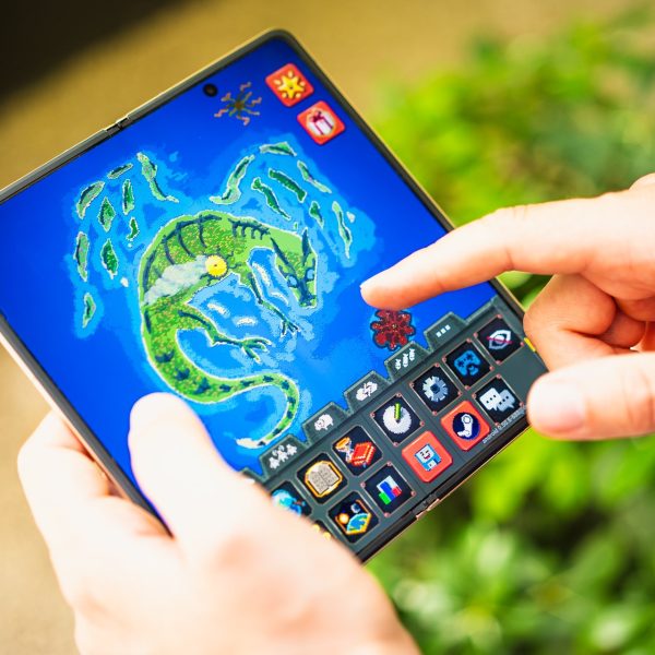 Ce smartphone pliant entre dans notre top 10 des smartphones les plus autonomes
