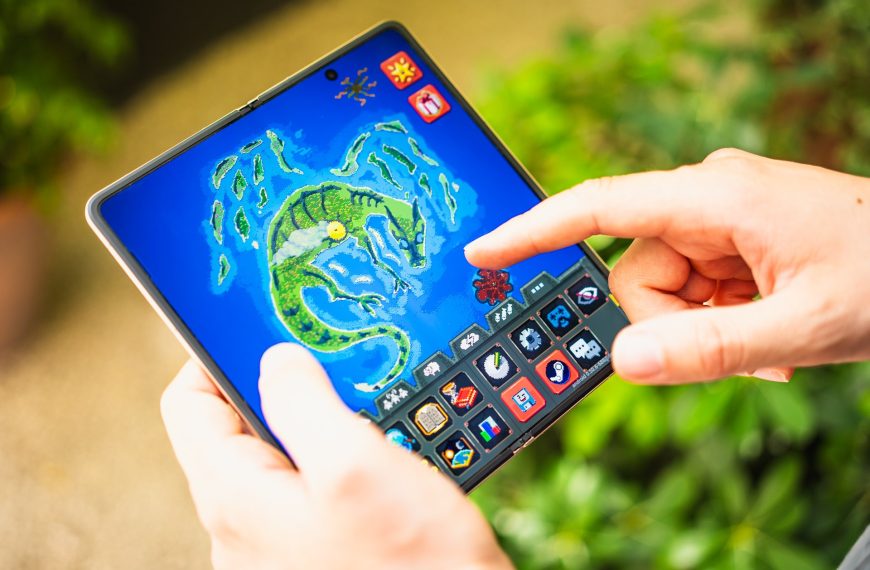 Ce smartphone pliant entre dans notre top 10 des smartphones les plus autonomes