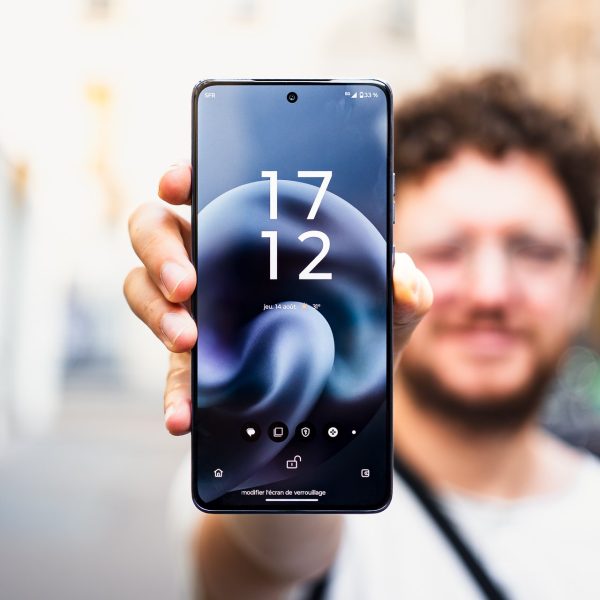 Test Motorola Moto G86 : solide comme un roc au milieu d’une concurrence féroce