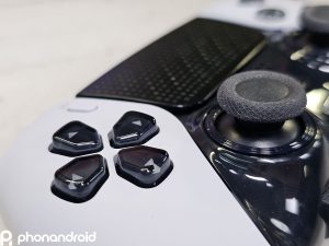 La dernière mise à jour pour la PS5 active enfin une fonction essentielle pour la manette DualSense