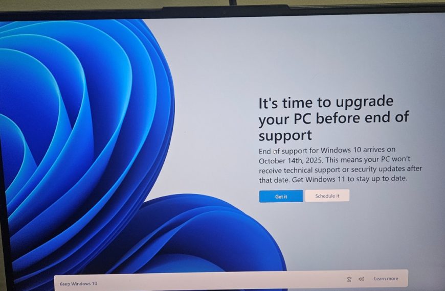 Windows 10 est encore installé sur près de la moitié des PC du monde alors qu’il ne lui reste plus qu’un mois à vivre