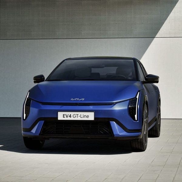 Kia lance sa berline électrique, l’EV4 à moins de 200 euros par mois