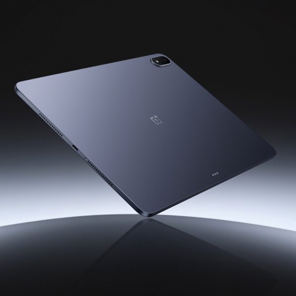 Ultra-puissante, autonomie et écran XL : déjà en promo, la nouvelle OnePlus Pad 3 est une pépite