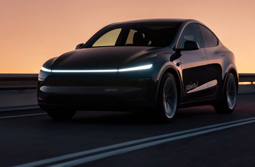 Trois accidents pour le premier jour des tests du robotaxi de Tesla