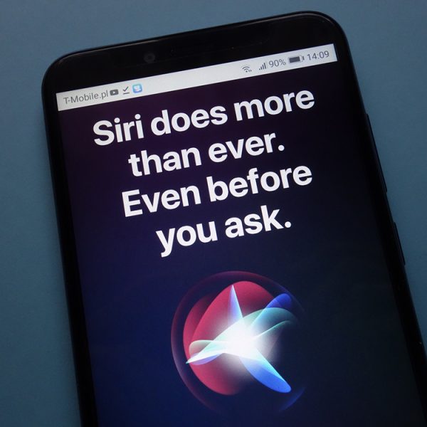 Apple poursuivi pour violations de brevets : Siri et son clavier virtuel sont visés