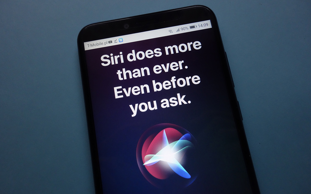 Apple poursuivi pour violations de brevets : Siri et son clavier virtuel sont visés