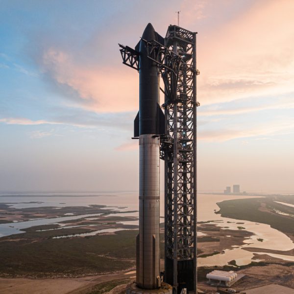 Les fusées Starship de SpaceX vont bientôt tenter une manœuvre jugée irréalisable