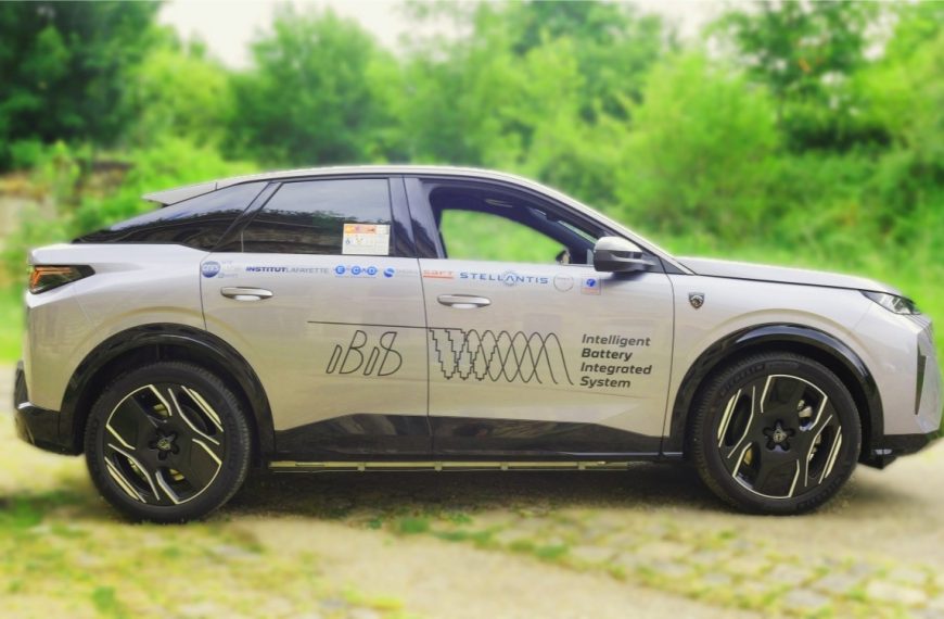 La nouvelle batterie intelligente de Stellantis promet des voitures électriques plus performantes et moins chères