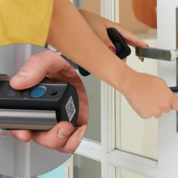 Promo choc : une serrure connectée avec empreinte digitale et Alexa intégrée tombe à 126€ seulement !