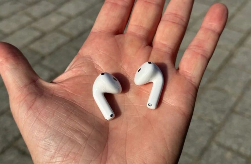 Les AirPods Pro 3 arrivent, mais Apple attendrait 2026 pour une mise à jour « plus significative »