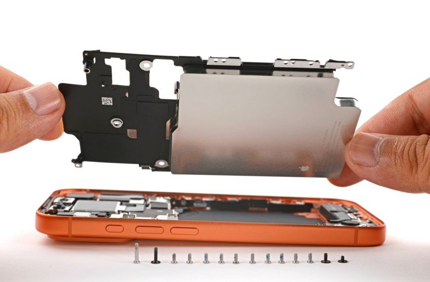 Pourquoi l’iPhone 17 Pro se raye si vite