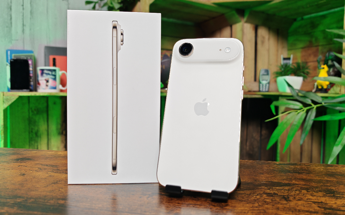 Test Apple iPhone Air : est-il mieux ou moins bon que le Galaxy S25 Edge ?