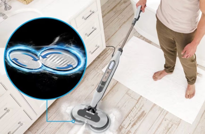 Cet excellent balai nettoyeur avec jet de vapeur de Shark passe à prix cassé, vite !