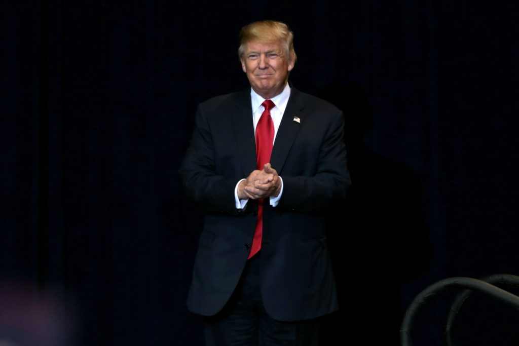 Visa à 100 000 dollars : après la décision de Trump, panique et confusion dans le secteur de la tech