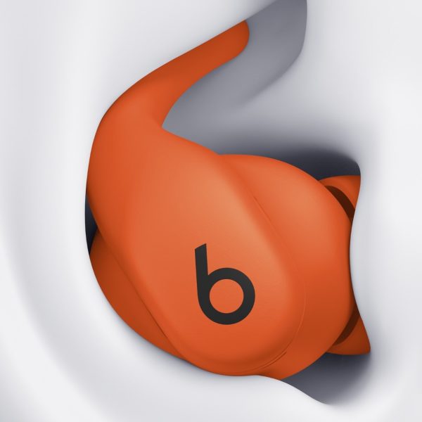 Beats tease les Powerbeats Fit, successeurs allégés des Fit Pro