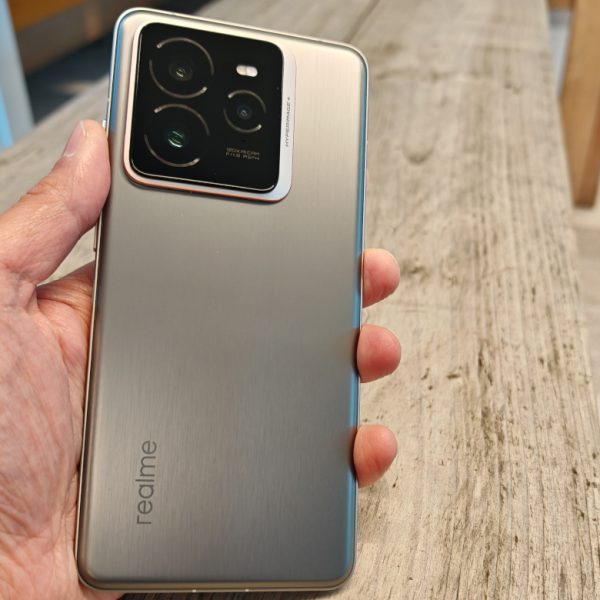 Voilà le premier smartphone avec un Snapdragon 8 Elite Gen 5 est officiel, il est signé Realme