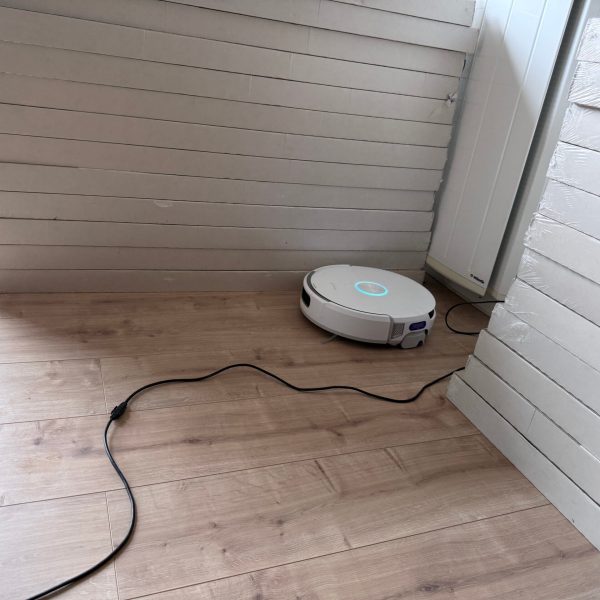Mon test du Narwal Flow – L'aspirateur robot qui surmonte tous les obstacles
