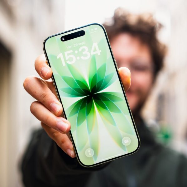 Test iPhone 17 : cette année, vous pouvez l’acheter les yeux fermés