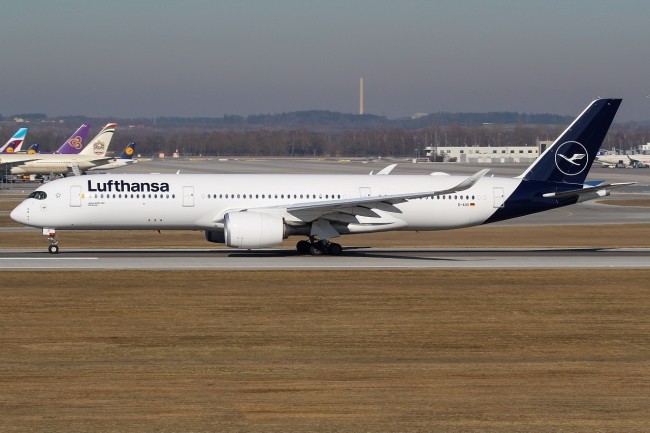 Telex : Qovery lève 11 M€ pour accélérer son développement, Cyberattaque : la bière Asahi ne coule plus au Japon, Lufthansa supprime aussi des emplois pour de l'IA