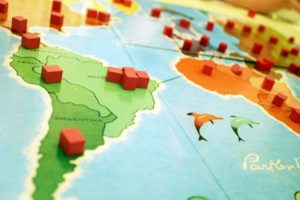 Face aux tensions géopolitiques, les DSI misent sur des partenaires locaux