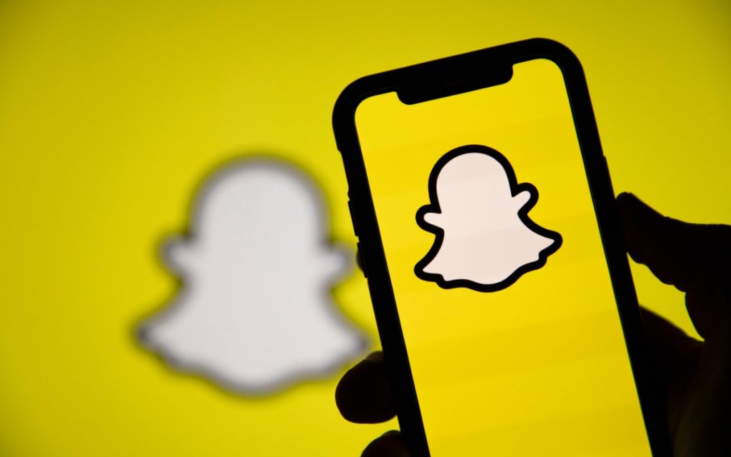 Sortez les cartes bancaires : Snapchat fait payer l’espace de stockage de vos Memories
