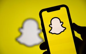 Sortez les cartes bancaires : Snapchat fait payer l’espace de stockage de vos Memories