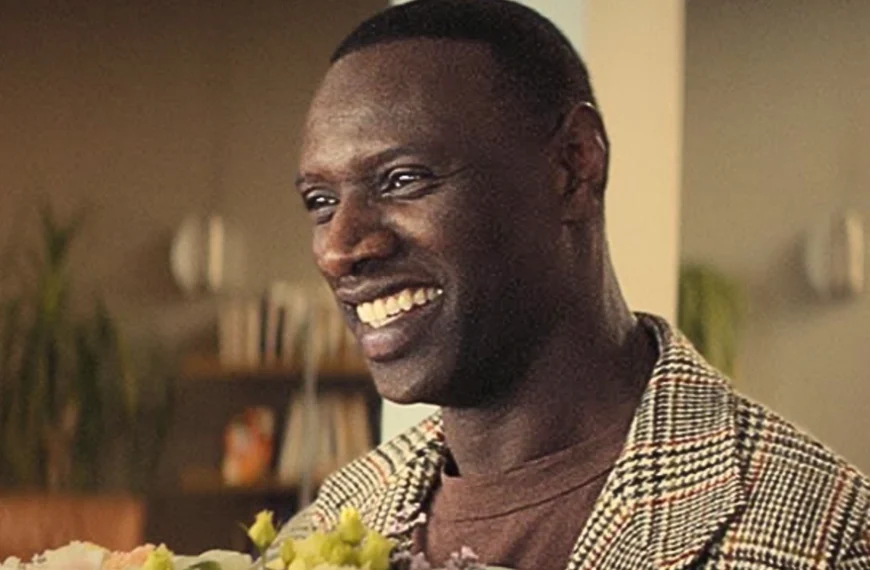 C'est le film qui fait fondre les abonnés Netflix à la rentrée : Omar Sy s'impose dans une comédie romantique