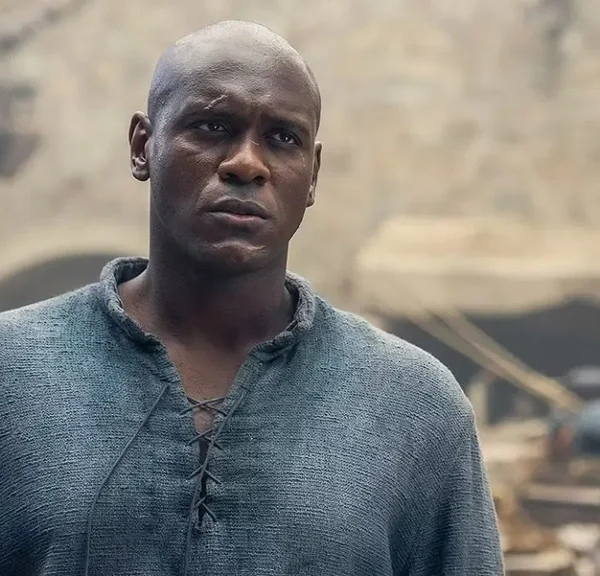 Cet acteur de cette série dans l’univers de Game of Thrones est sous le charme de ce jeu vidéo noté 18/20, il en était fan quand il était enfant…